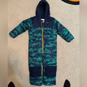 KIDS COLUMBIA SNOWSUIT SIZE 4T